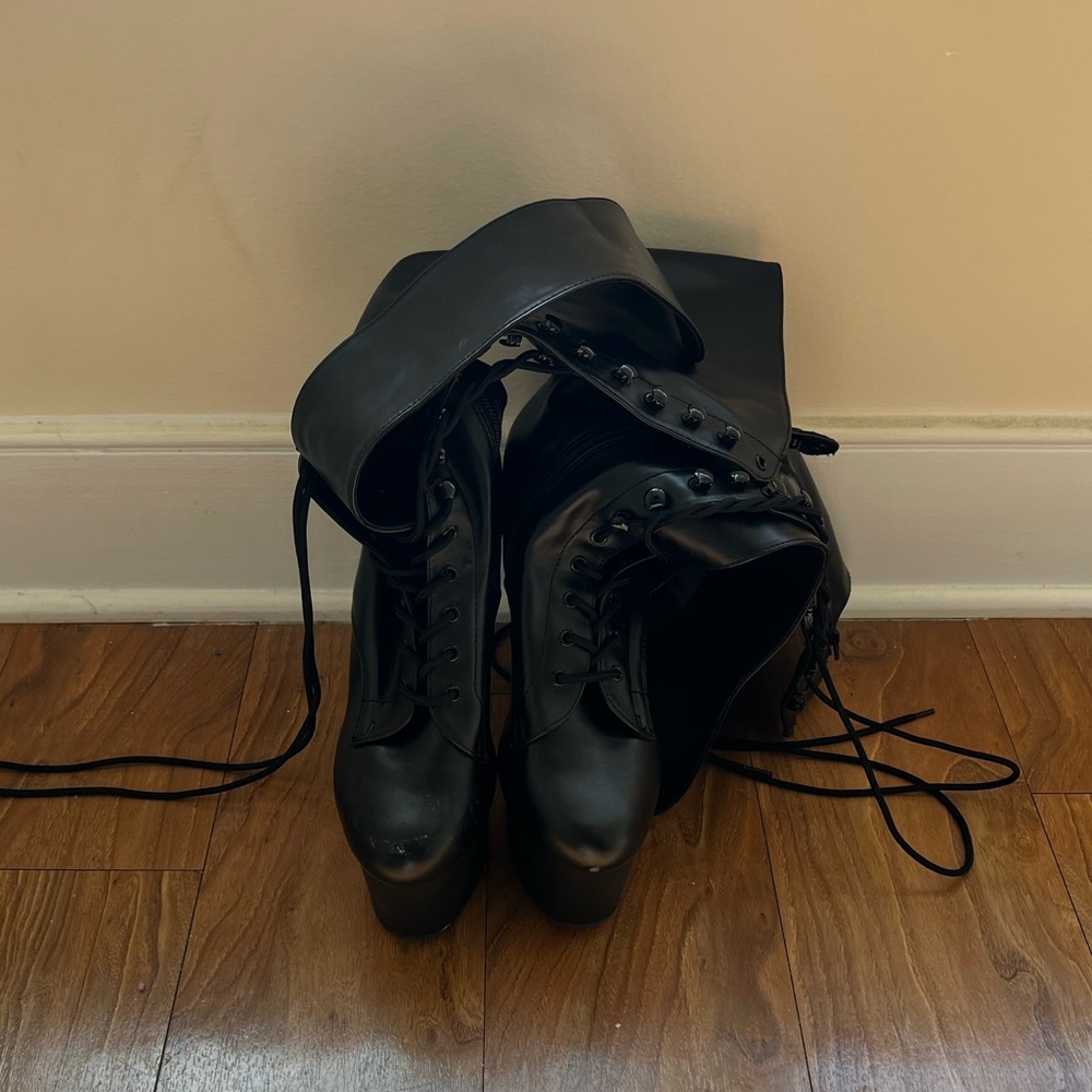 Pleaser Heels - Picture 2 of 3